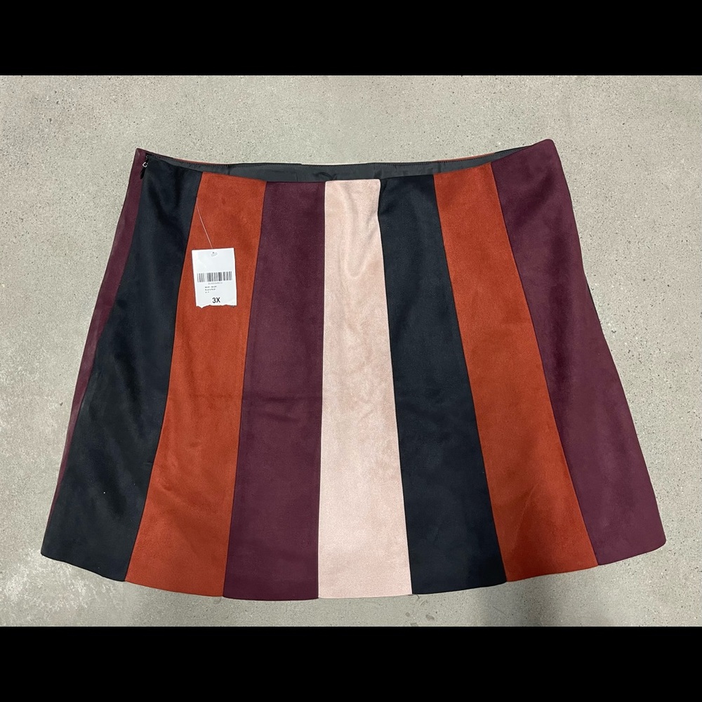 Forever 21 faux leather skirt